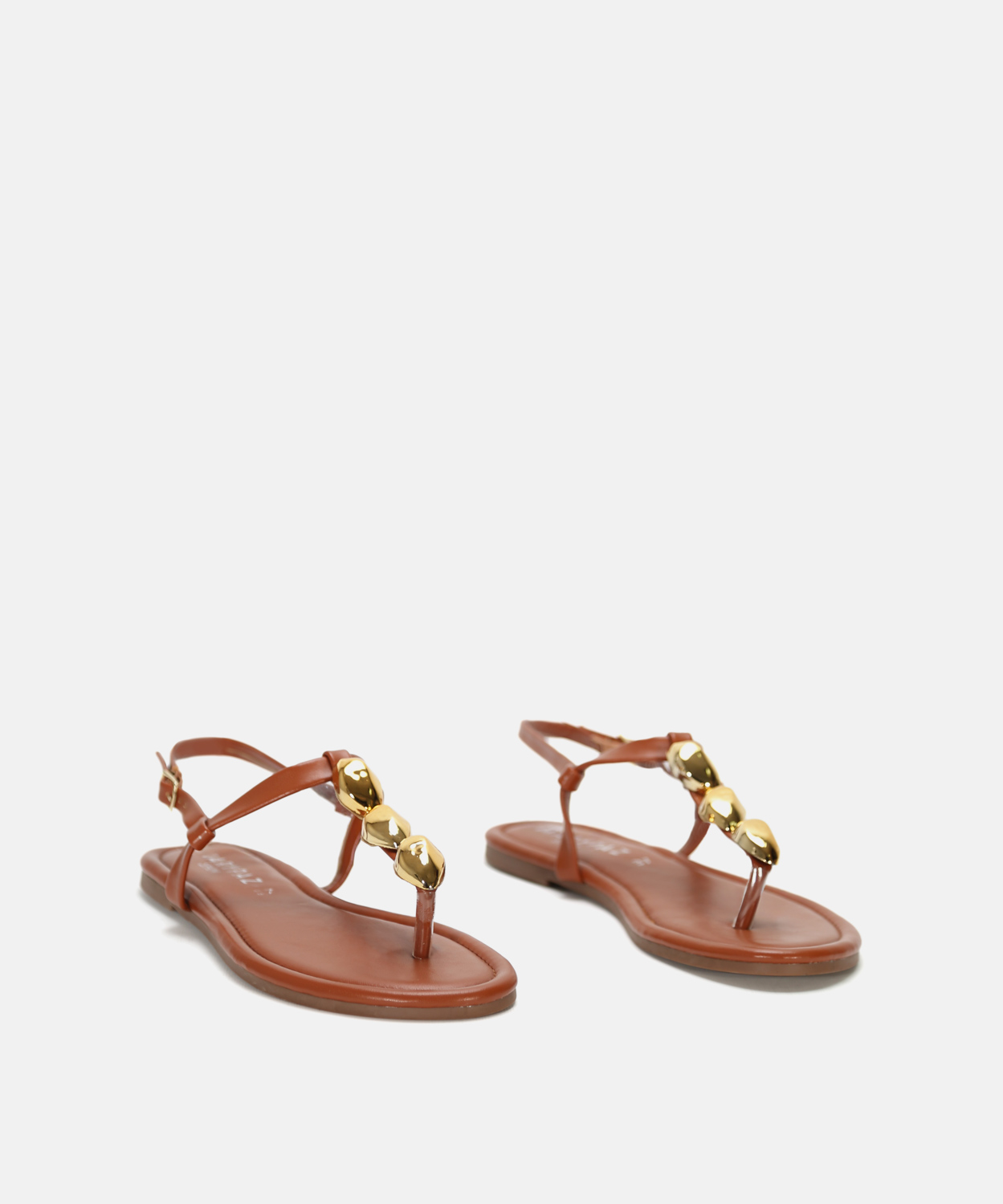 Sand&aacute;lia rasa com adorno met&aacute;lico image number null